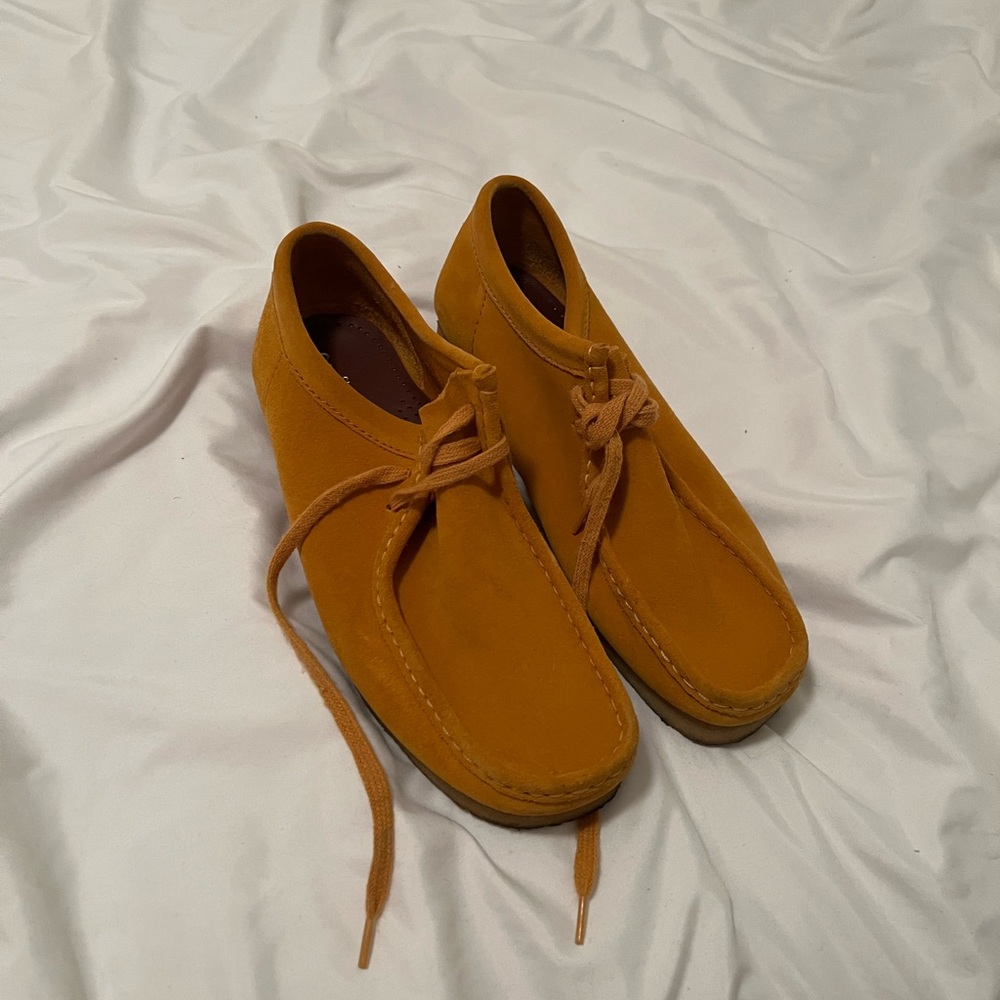 Clark wallabees